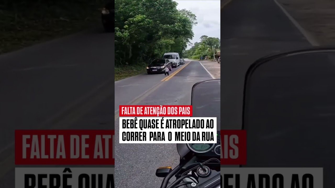 FALTA DE ATENÇÃO DOS PAIS BEBÊ QUASE É ATROPELADO A CORRER PARA O MEIO DA BR ! FALTA DE ATENÇÃO DOS PAIS BEBÊ QUASE É ATROPELADO A CORRER PARA O MEIO DA BR !