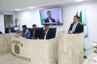 Transparência e inclusão: Câmara de Camaragibe adota Libras em todas as sessões ao vivo