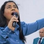 Cantora evangélica Ana Clézia morre aos 38 anos e deixa trajetória na música gospel Cantora evangélica Ana Clézia morre aos 38 anos e deixa trajetória na música gospel