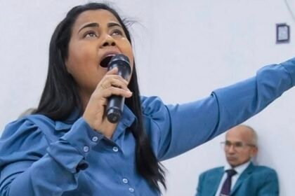 Cantora evangélica Ana Clézia morre aos 38 anos e deixa trajetória na música gospel