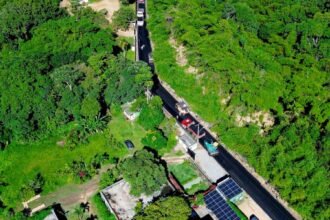 Prefeitura de Camaragibe conclui obra de asfaltamento e libera Estrada dos Macacos totalmente requalificada nesta sexta-feira Prefeitura de Camaragibe conclui obra de asfaltamento e libera Estrada dos Macacos totalmente requalificada nesta sexta-feira
