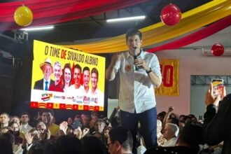 João Campos defende fortalecimento do Festival de Inverno de Garanhuns e promete parceria com o Estado João Campos defende fortalecimento do Festival de Inverno de Garanhuns e promete parceria com o Estado
